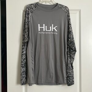 Men’s Huk shirt